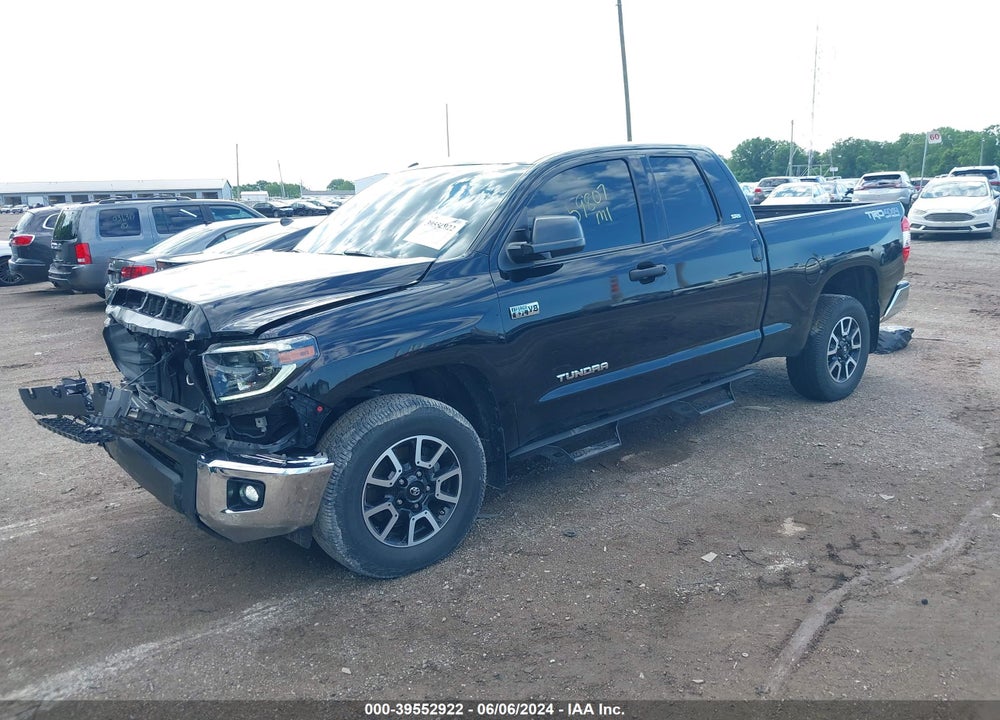 2019 TOYOTA TUNDRA SR5 5.7L V8 VIN: 5TFUW5F1XKX829116
