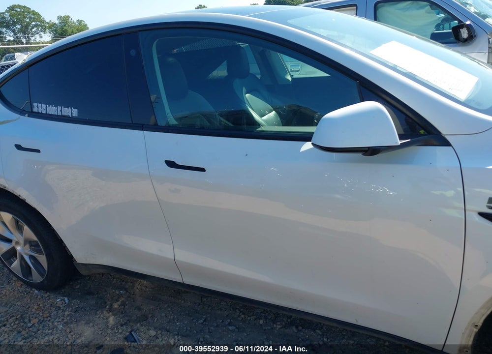 2021 TESLA MODEL Y LONG RANGE DUAL MOTOR ALL-WHEEL DRIVE VIN: 5YJYGDEE3MF300715