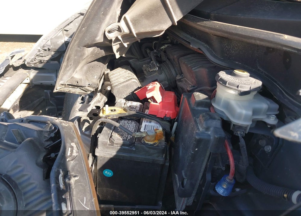 2013 HONDA FIT VIN: JHMGE8H31DC044587