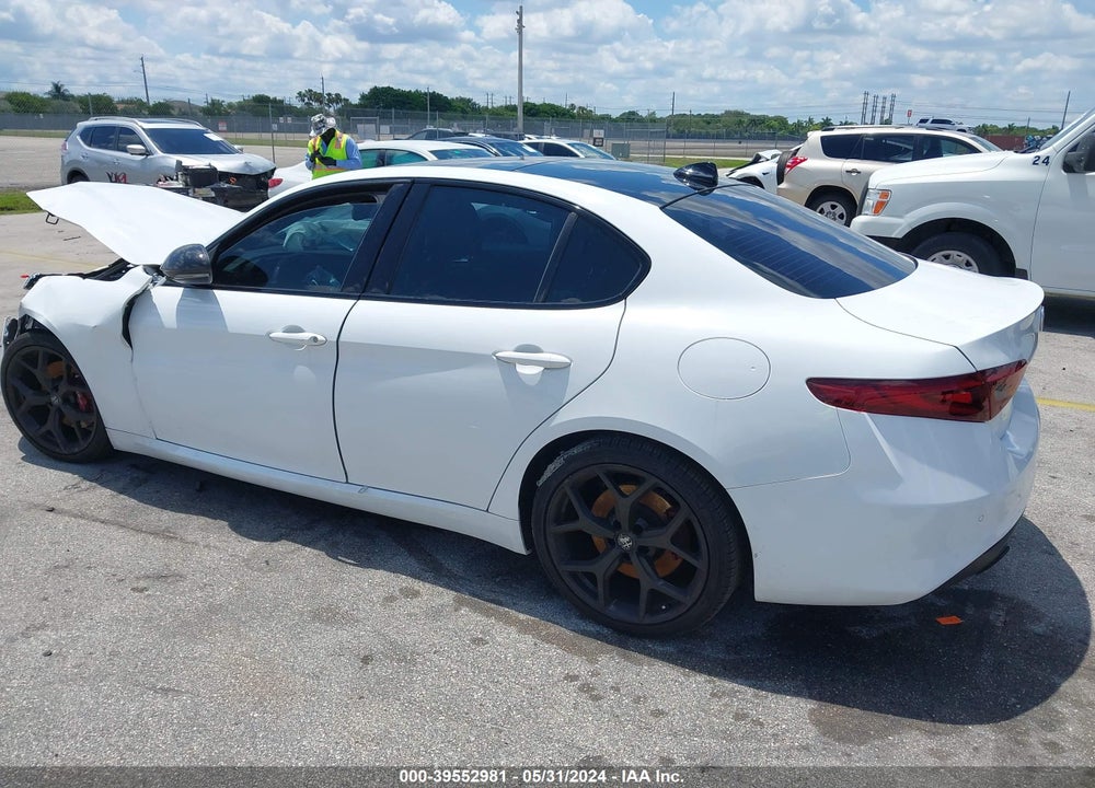 2020 ALFA ROMEO GIULIA RWD VIN: ZARFAMAN9L7634983