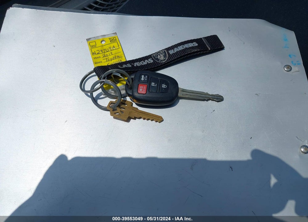 2019 TOYOTA COROLLA SE VIN: 2T1BURHE1KC155618