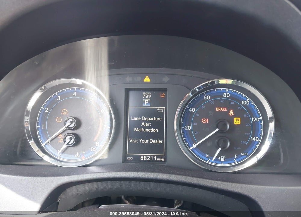 2019 TOYOTA COROLLA SE VIN: 2T1BURHE1KC155618