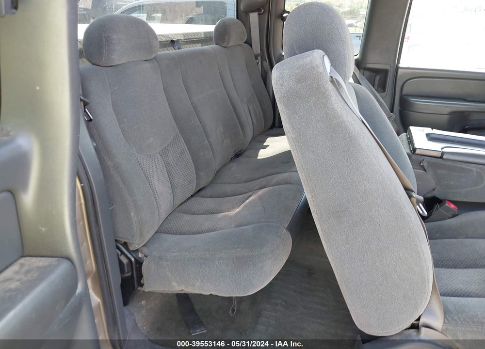 2004 CHEVROLET SILVERADO 1500 LS VIN: 1GCEK19V94E213607