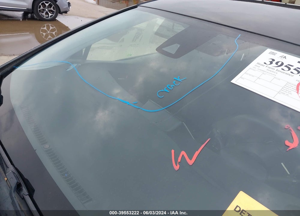 2018 TOYOTA PRIUS TWO VIN: JTDKBRFUXJ3581976