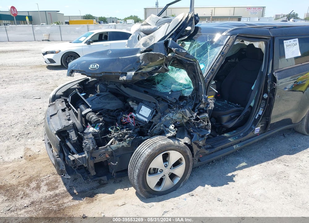 2015 KIA SOUL VIN: KNDJN2A29F7152473