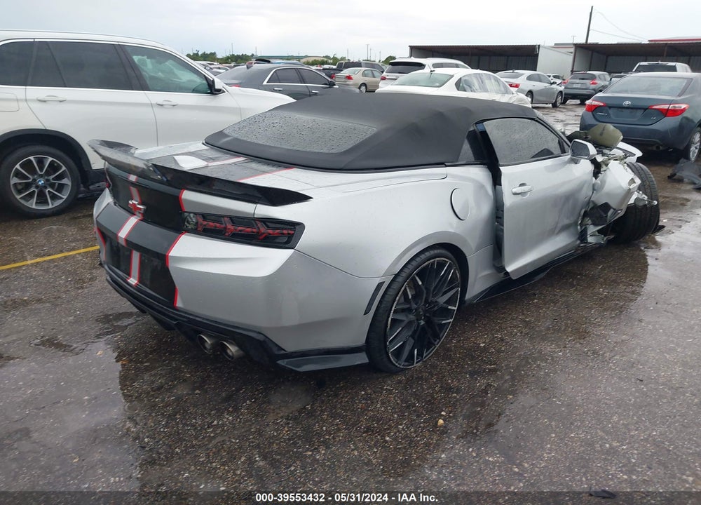 2018 CHEVROLET CAMARO 1LT VIN: 1G1FB3DS4J0180014