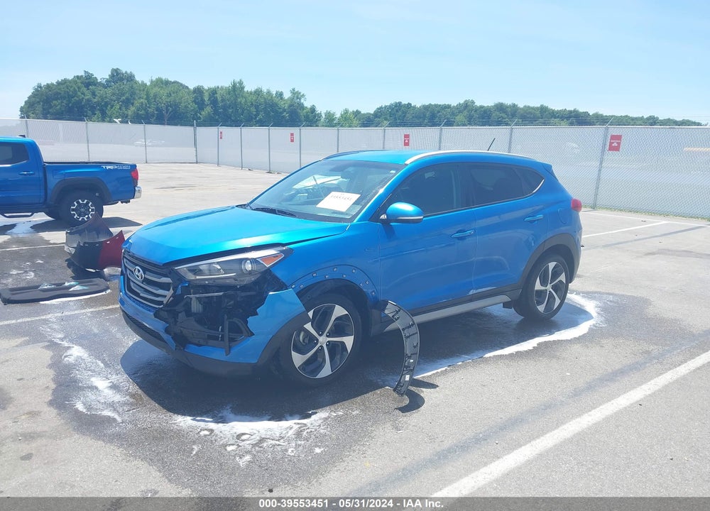 2017 HYUNDAI TUCSON SPORT VIN: KM8J33A29HU281082