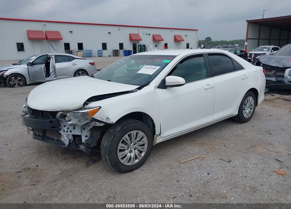 2014 TOYOTA CAMRY LE VIN: 4T4BF1FK2ER349720