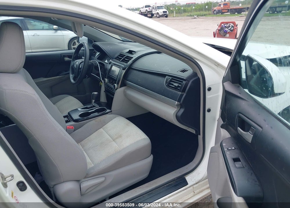 2014 TOYOTA CAMRY LE VIN: 4T4BF1FK2ER349720