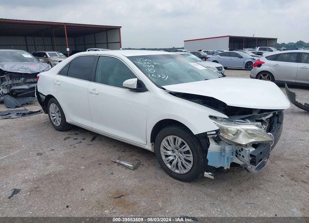 2014 TOYOTA CAMRY LE VIN: 4T4BF1FK2ER349720