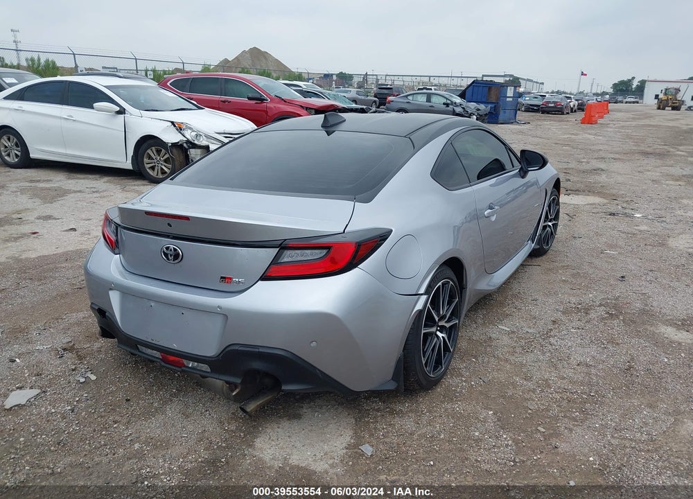 2024 TOYOTA GR86 BASE (A6) VIN: JF1ZNBB14R8753383