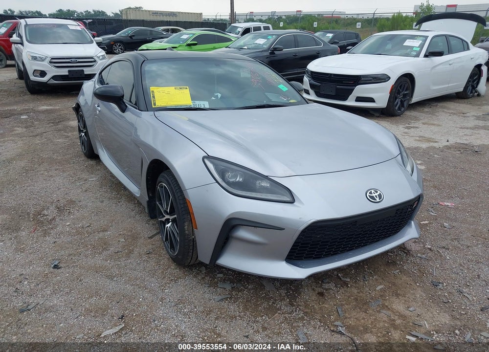 2024 TOYOTA GR86 BASE (A6) VIN: JF1ZNBB14R8753383