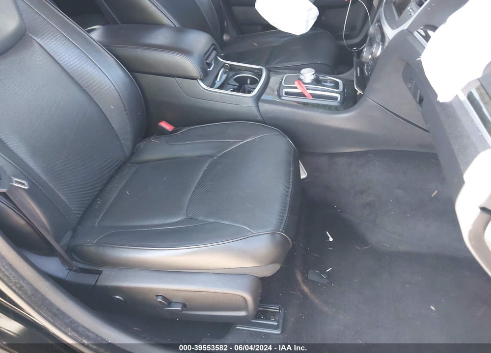 2016 CHRYSLER 300C AWD VIN: 2C3CCAKG7GH296052