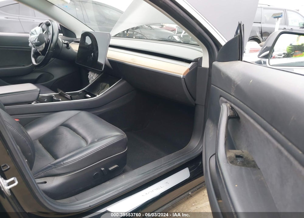 2018 TESLA MODEL 3 LONG RANGE/MID RANGE VIN: 5YJ3E1EA4JF061196