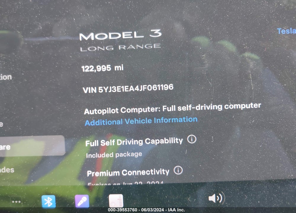 2018 TESLA MODEL 3 LONG RANGE/MID RANGE VIN: 5YJ3E1EA4JF061196