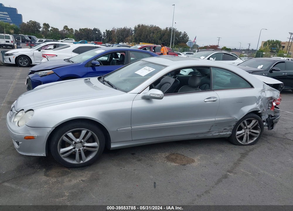 2008 MERCEDES-BENZ CLK 350 VIN: WDBTJ56H98F237680