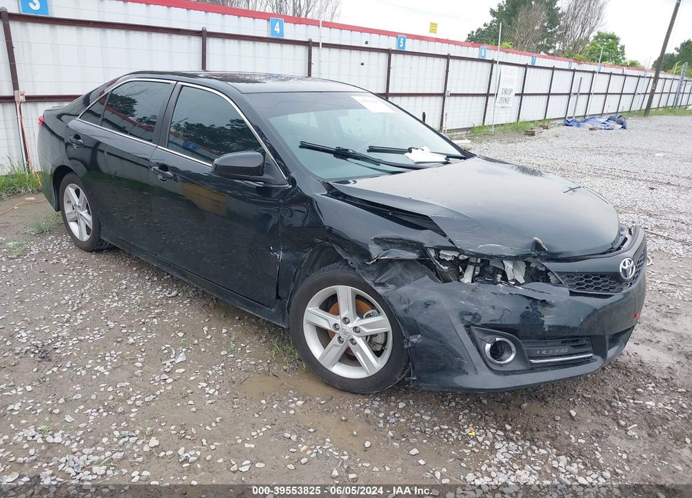 2014 TOYOTA CAMRY SE VIN: 4T1BF1FK0EU319559