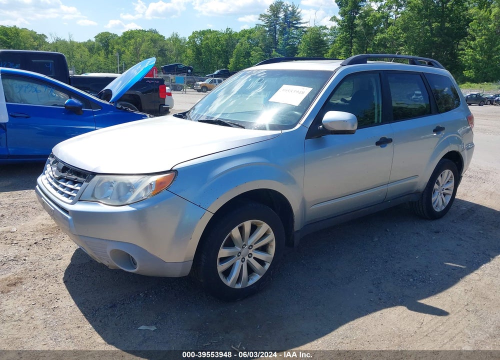 2013 SUBARU FORESTER 2.5X LIMITED VIN: JF2SHAEC8DH420477