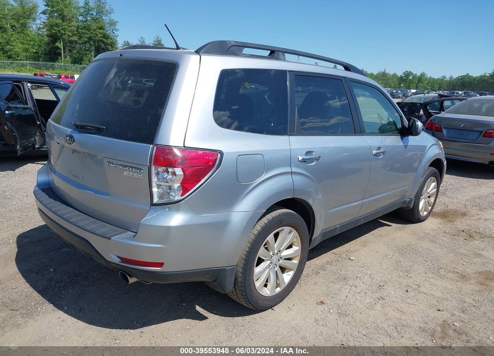 2013 SUBARU FORESTER 2.5X LIMITED VIN: JF2SHAEC8DH420477
