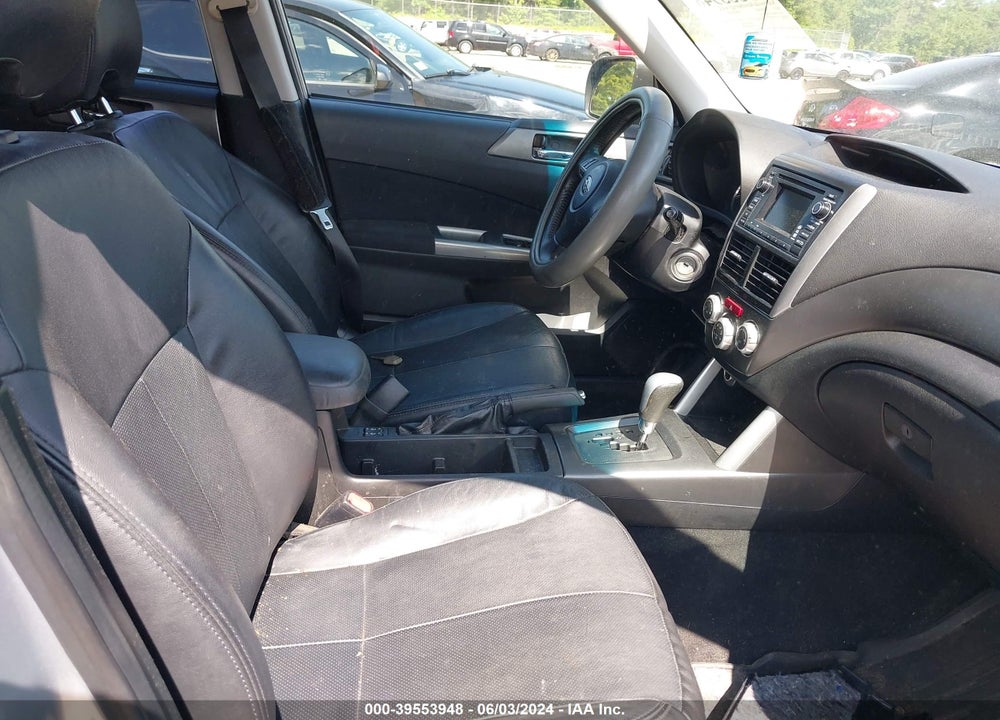 2013 SUBARU FORESTER 2.5X LIMITED VIN: JF2SHAEC8DH420477