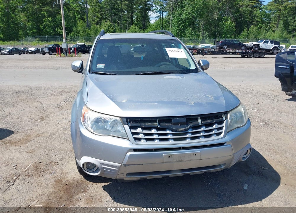 2013 SUBARU FORESTER 2.5X LIMITED VIN: JF2SHAEC8DH420477