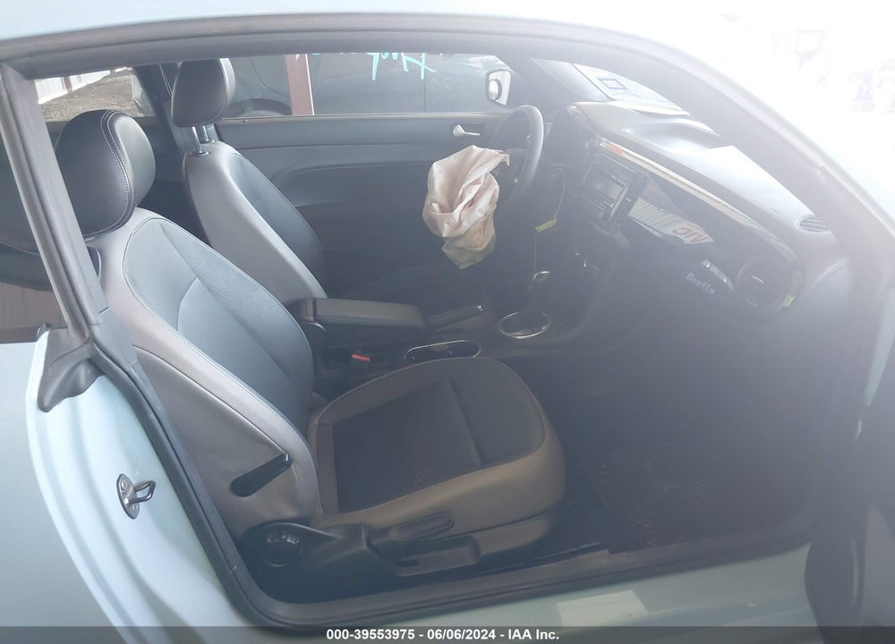 2015 VOLKSWAGEN BEETLE 1.8T FLEET EDITION VIN: 3VWF17AT6FM620055