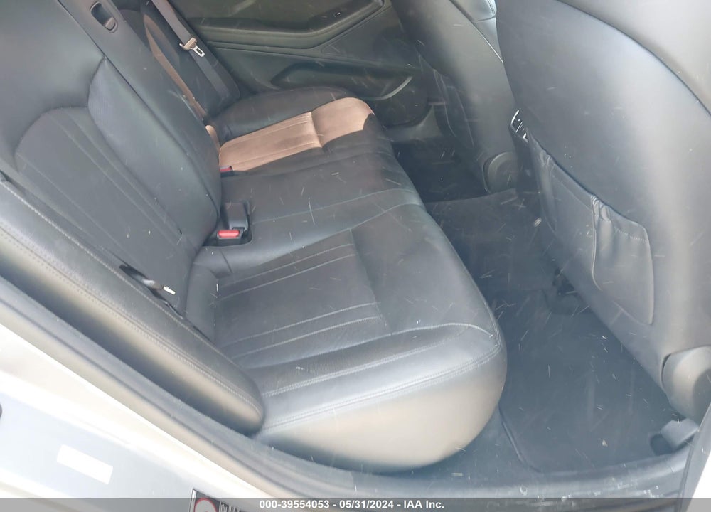 2016 HYUNDAI GENESIS 3.8 VIN: KMHGN4JE8GU115817
