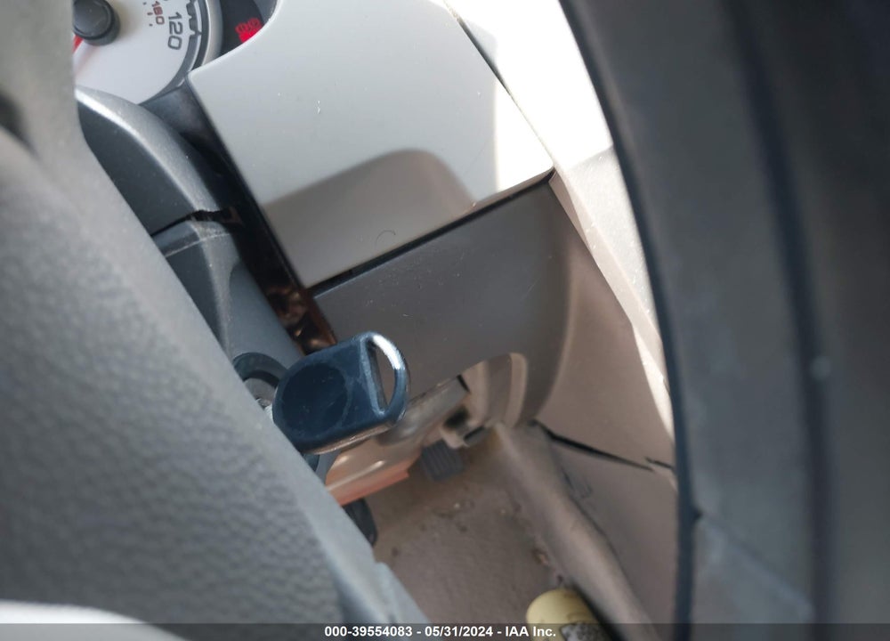 2008 FORD FOCUS SE/SES VIN: 1FAHP35N68W283975