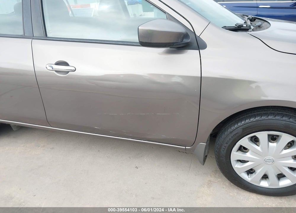 2015 NISSAN VERSA 1.6 SV VIN: 3N1CN7AP8FL873271
