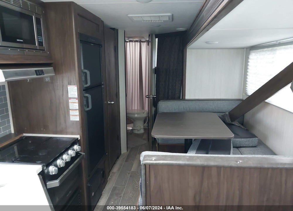 2019 CHEROKEE GRYWL26DBH VIN: 4X4TCKB29KK058365