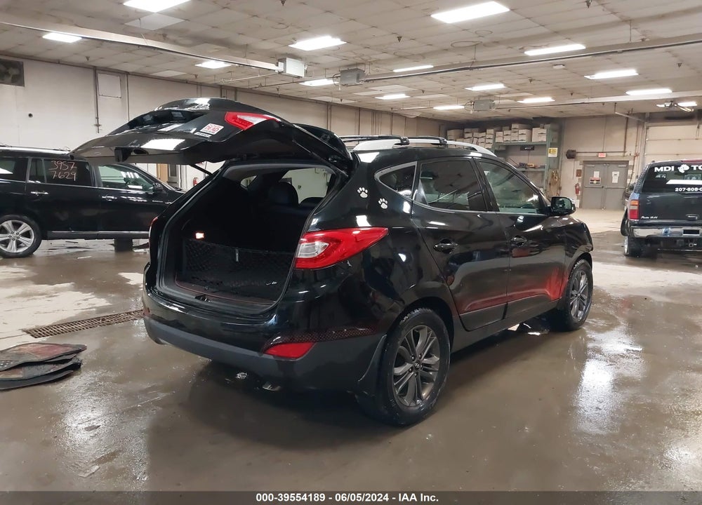 2014 HYUNDAI TUCSON WALKING DEAD EDITION VIN: KM8JUCAG2EU936154