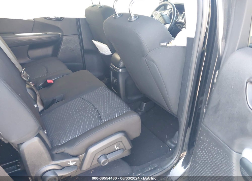 2018 DODGE JOURNEY SE VIN: 3C4PDCAB4JT363619