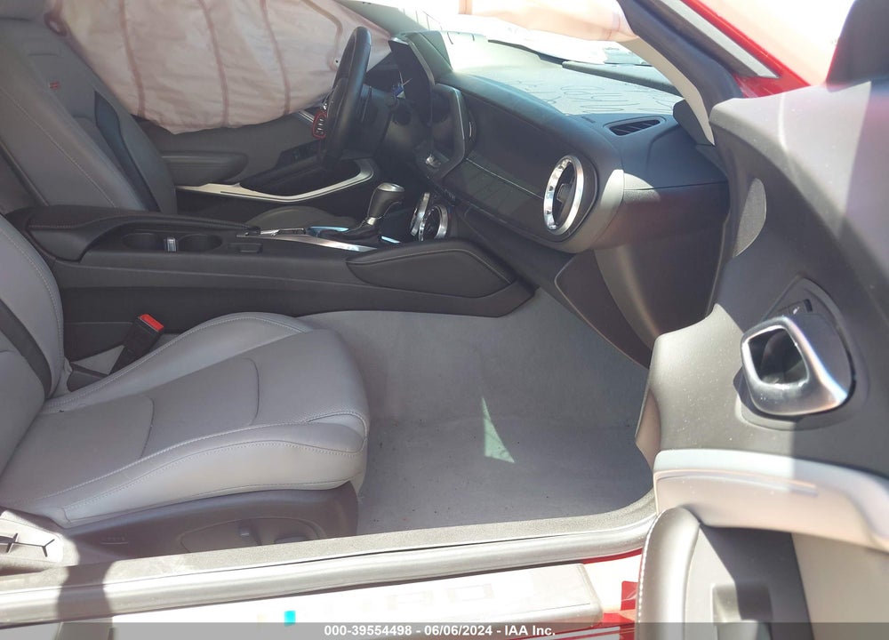 2018 CHEVROLET CAMARO 2SS VIN: 1G1FH1R79J0140843