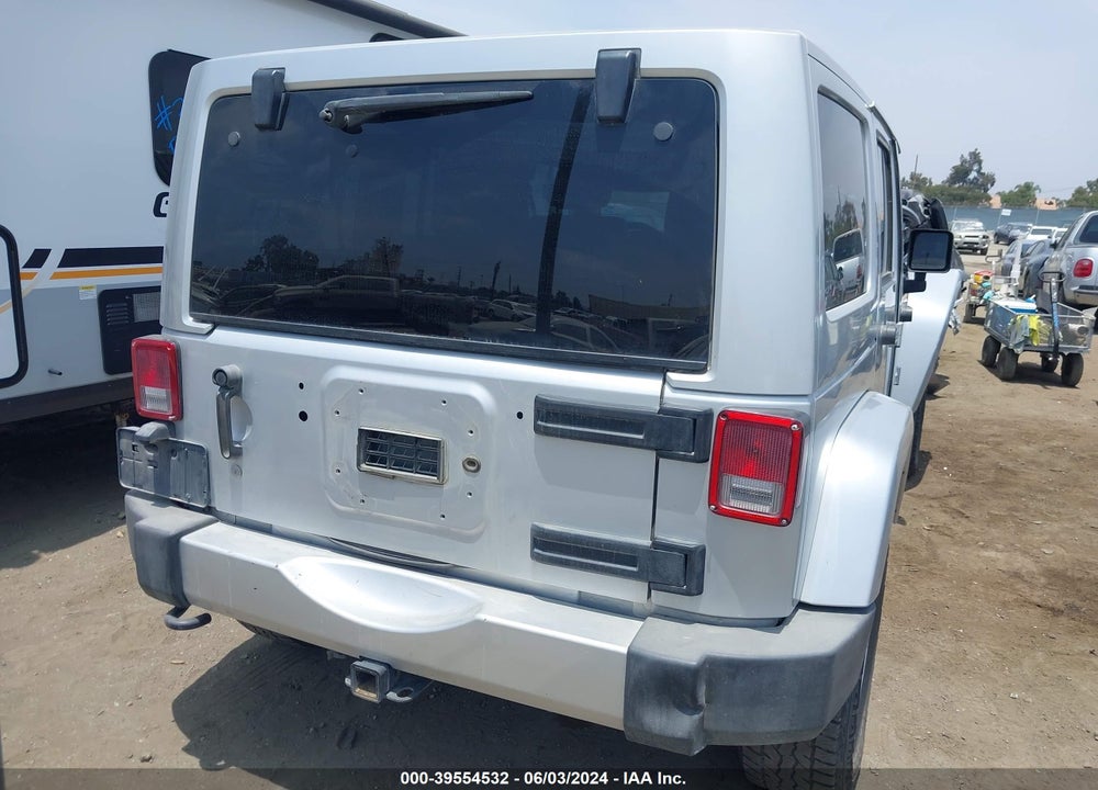 2012 JEEP WRANGLER UNLIMITED SAHARA VIN: 1C4HJWEG5CL141898