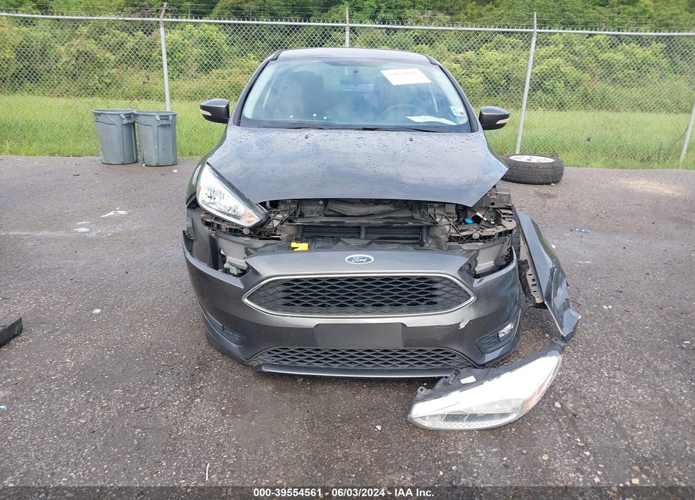 2015 FORD FOCUS SE VIN: 1FADP3F25FL365830