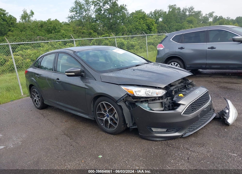 2015 FORD FOCUS SE VIN: 1FADP3F25FL365830
