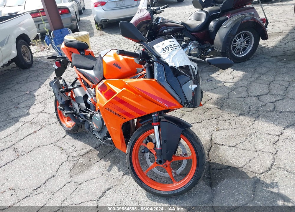 2024 KTM 390 RC VIN: MD2JYJ406RN209217