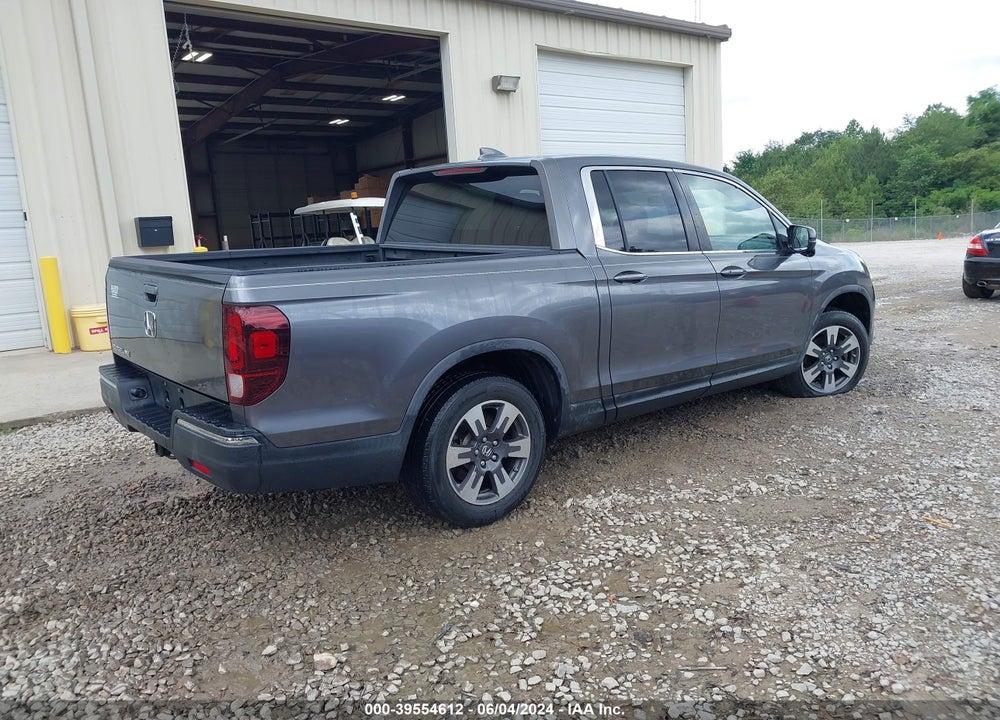 2017 HONDA RIDGELINE RTL-T VIN: 5FPYK2F66HB007916