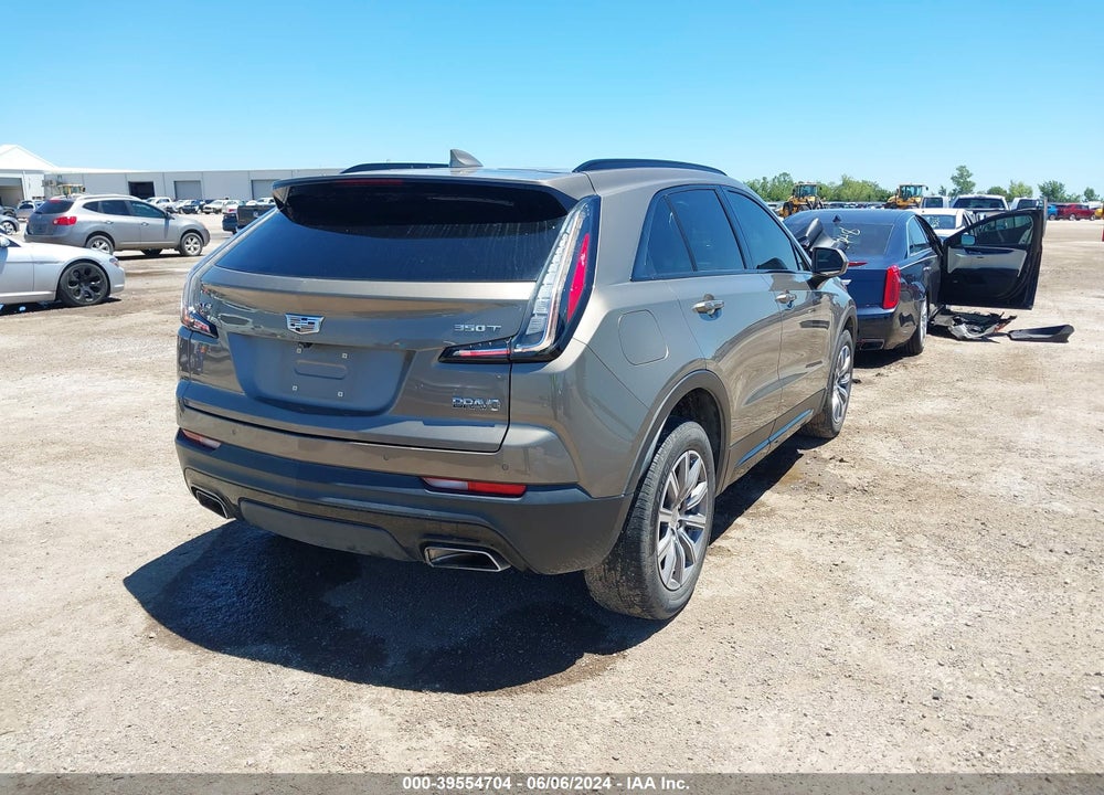 2020 CADILLAC XT4 FWD SPORT VIN: 1GYFZER45LF136171