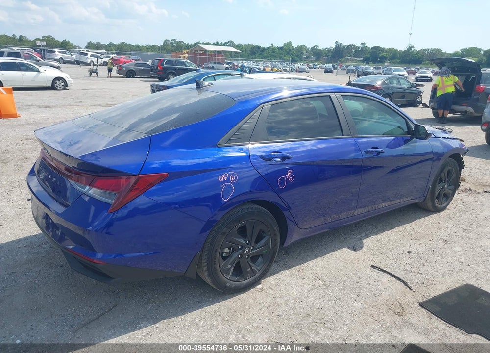 2023 HYUNDAI ELANTRA VIN: KMHLM4AG8PU428210