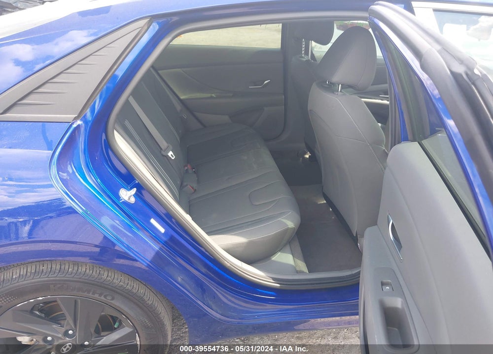 2023 HYUNDAI ELANTRA VIN: KMHLM4AG8PU428210