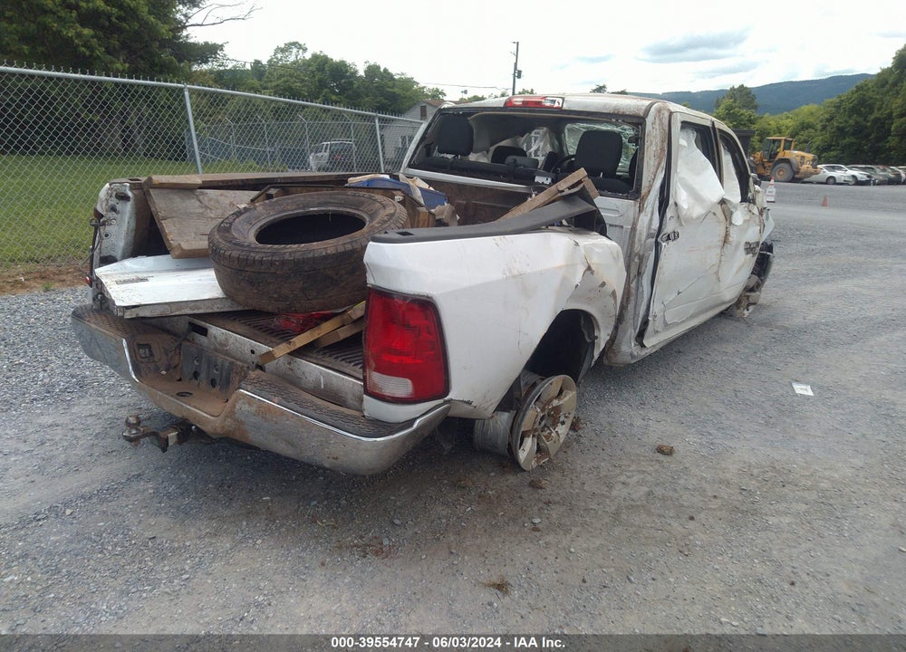 2021 RAM 1500 CLASSIC SLT 4X4 6'4 BOX VIN: 1C6RR7TT6MS522189