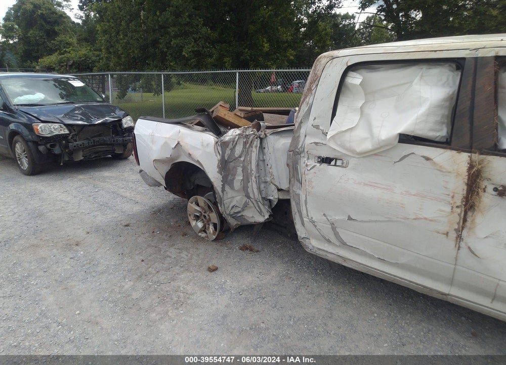 2021 RAM 1500 CLASSIC SLT 4X4 6'4 BOX VIN: 1C6RR7TT6MS522189