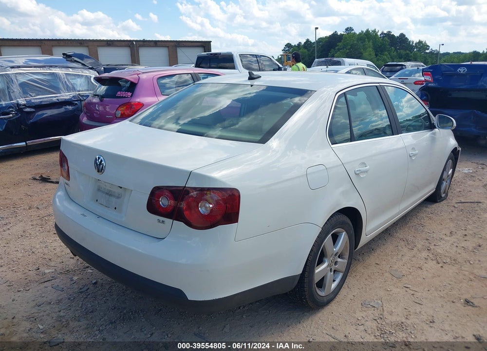 2008 VOLKSWAGEN JETTA SE/SEL VIN: 3VWRM71K38M070389