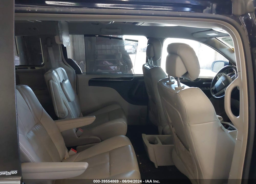 2014 CHRYSLER TOWN & COUNTRY LIMITED VIN: 2C4RC1GG3ER198173