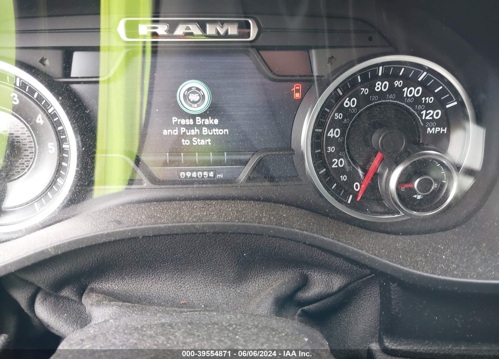 2019 RAM 1500 LAIE  4X2 5'7 BOX VIN: 1C6RREJTXKN628518