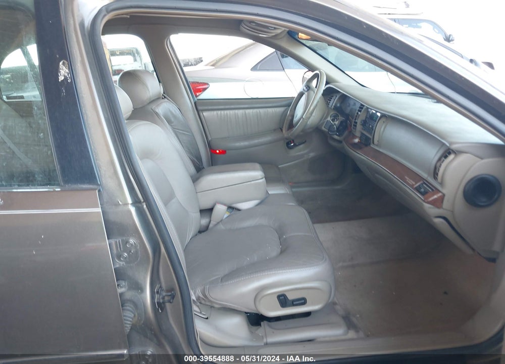 1999 BUICK PARK AVENUE VIN: 1G4CW52K5X4642882