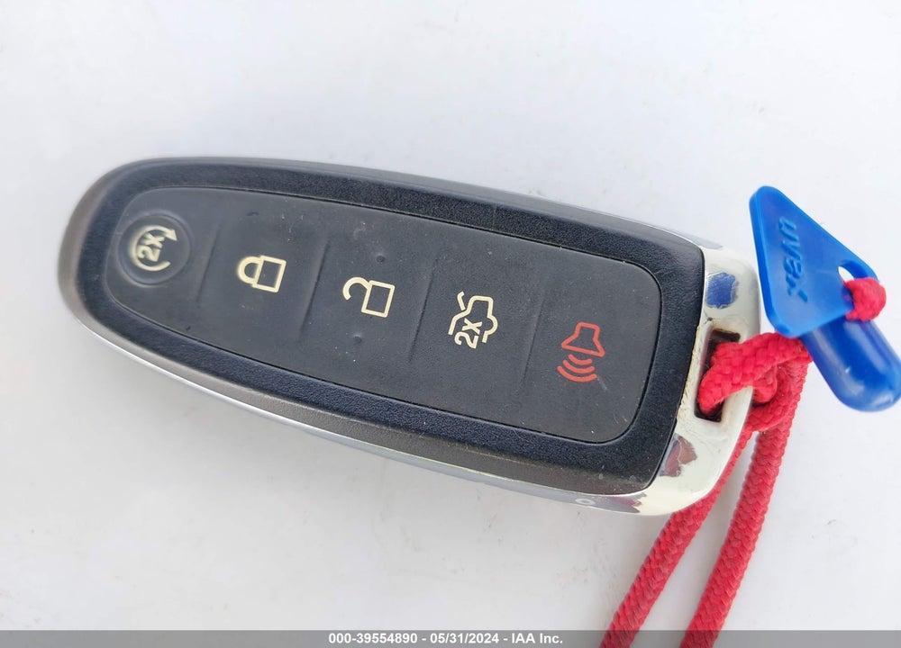 2014 FORD FOCUS TITANIUM VIN: 1FADP3J20EL199447