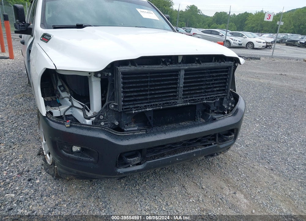 2019 RAM 3500 TRADESMAN  4X4 6'4 BOX VIN: 3C63R3CJ8KG668465