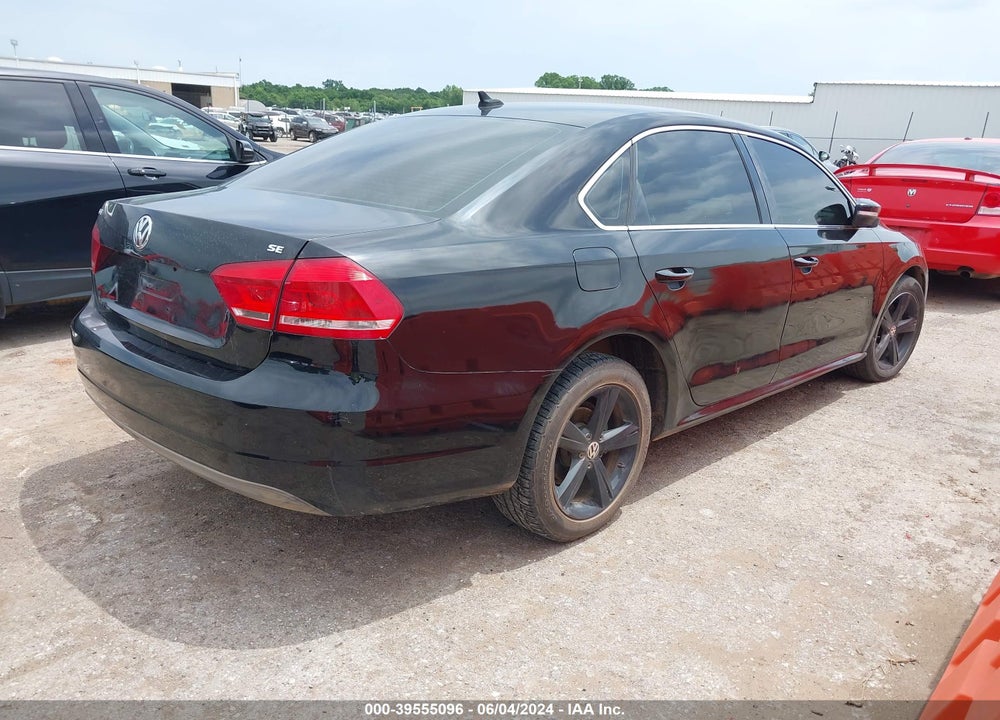 2013 VOLKSWAGEN PASSAT 2.5L SE VIN: 1VWBH7A31DC025977
